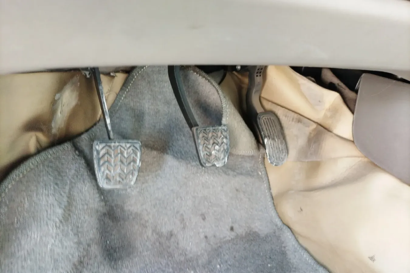 2008 FAW Vela 1.5L 102HP L4 5MT,autocango,china used car exporter,china ev exporter,chinese used car exporter,chinese used ev exporter