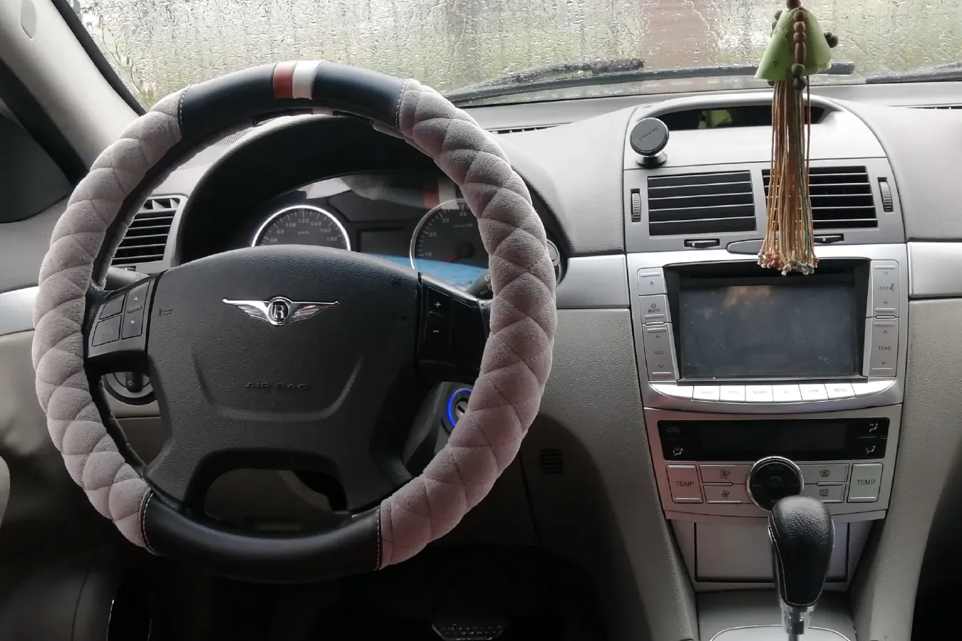 2012 Riich G5 2.0T 158HP L4 5AT,autocango,china used car exporter,china ev exporter,chinese used car exporter,chinese used ev exporter