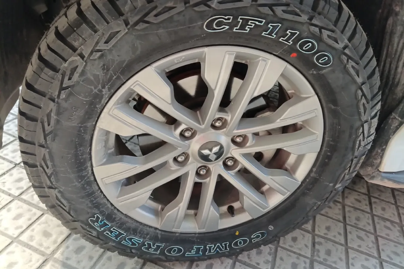 2020 Mitsubishi Pajero 3.0L 209HP V6 8AT,autocango,china used car exporter,china ev exporter,chinese used car exporter,chinese used ev exporter