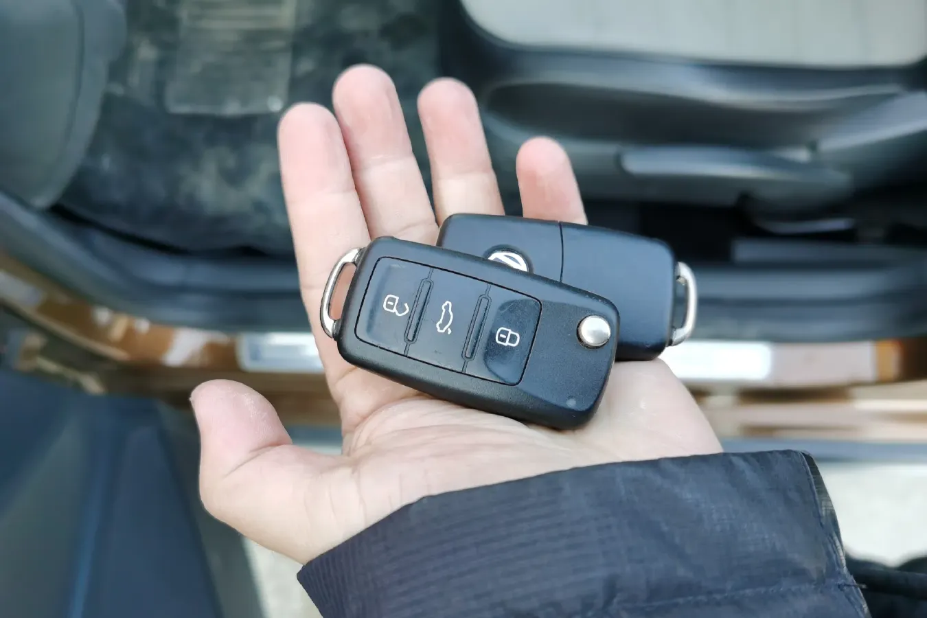 2014 Volkswagen Cross Lavida 1.6L 110HP L4 6AT,autocango,china used car exporter,china ev exporter,chinese used car exporter,chinese used ev exporter