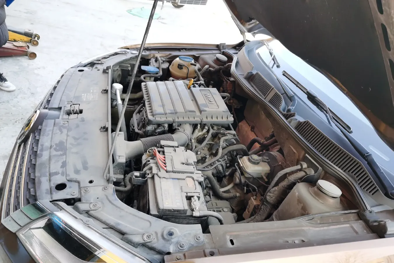 2014 Volkswagen Cross Lavida 1.6L 110HP L4 6AT,autocango,china used car exporter,china ev exporter,chinese used car exporter,chinese used ev exporter