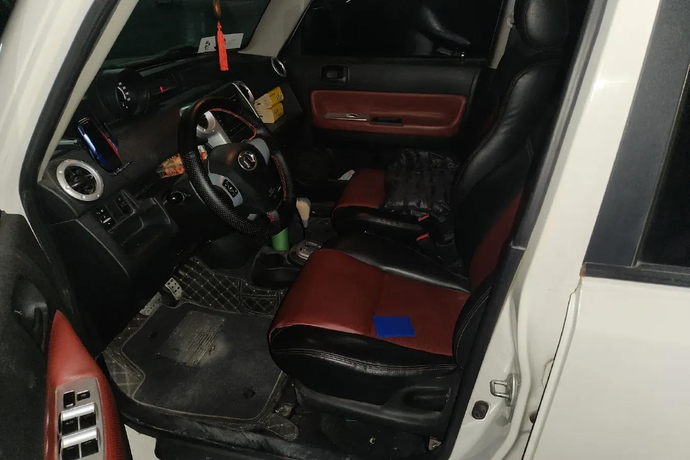 2012 Great Wall M2 1.5L 106HP L4 CVT,autocango,china used car exporter,china ev exporter,chinese used car exporter,chinese used ev exporter