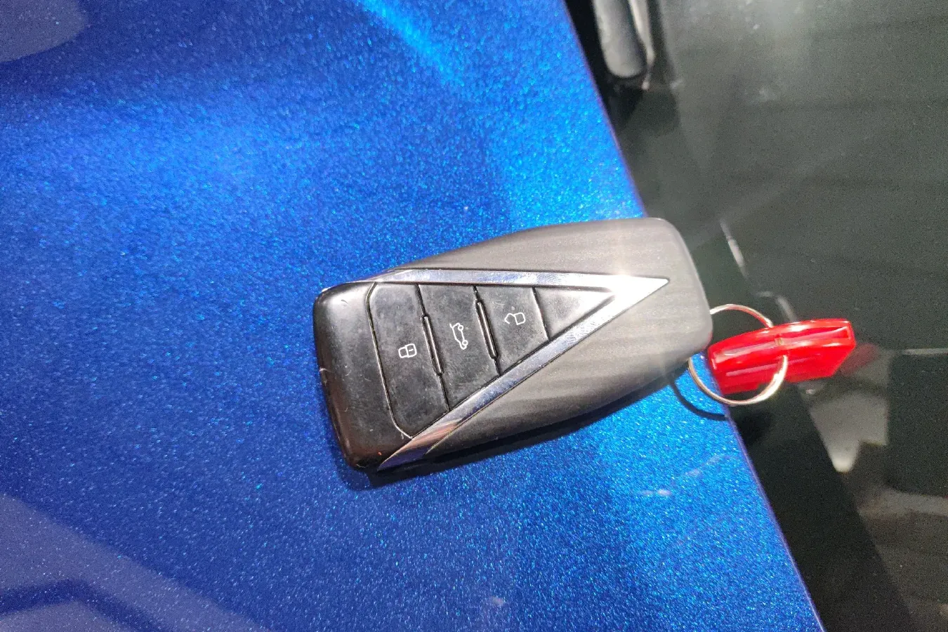 2020 Venucia Star 1.5T 190HP L4 7DCT,autocango,china used car exporter,china ev exporter,chinese used car exporter,chinese used ev exporter