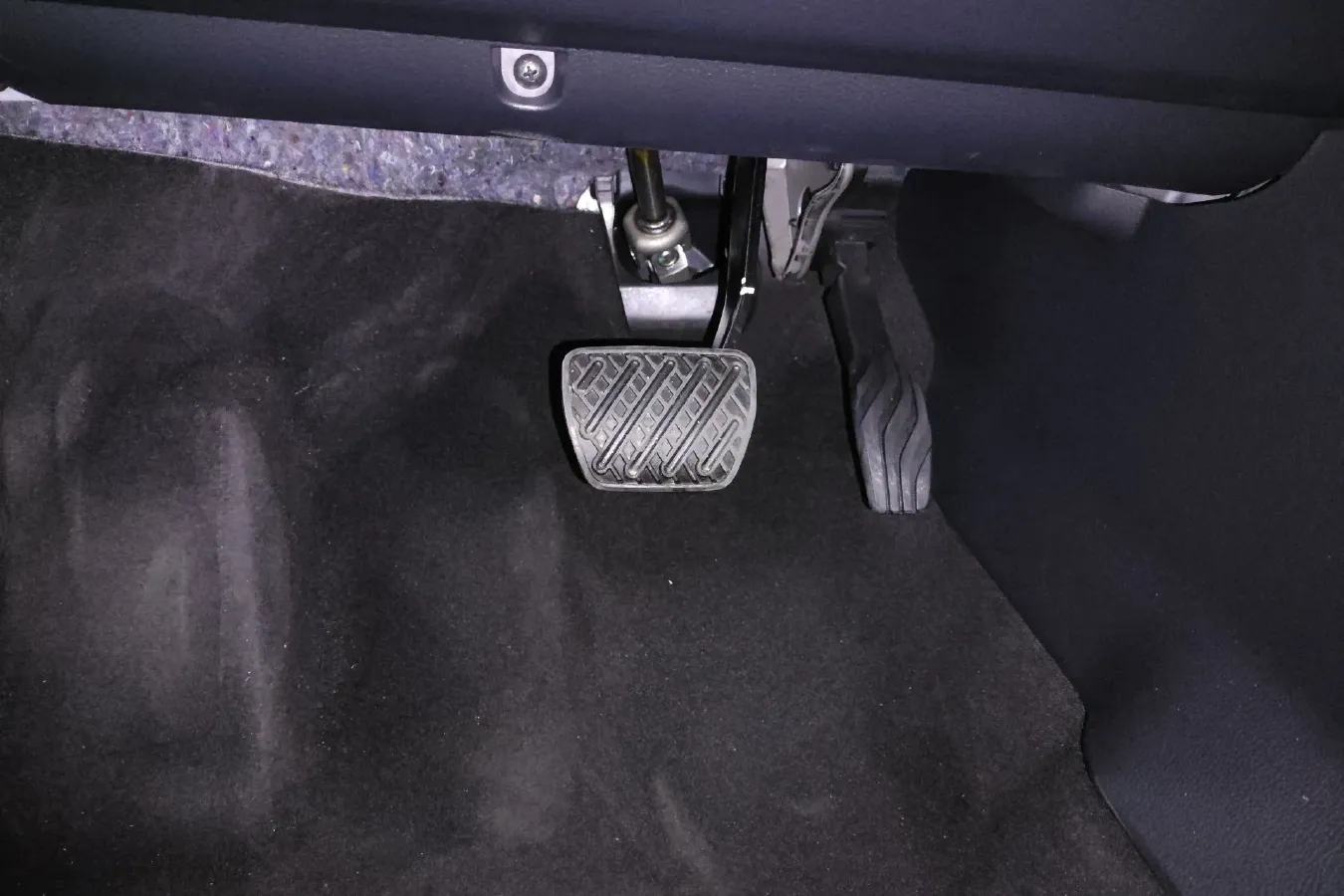 2020 Venucia Star 1.5T 190HP L4 7DCT,autocango,china used car exporter,china ev exporter,chinese used car exporter,chinese used ev exporter