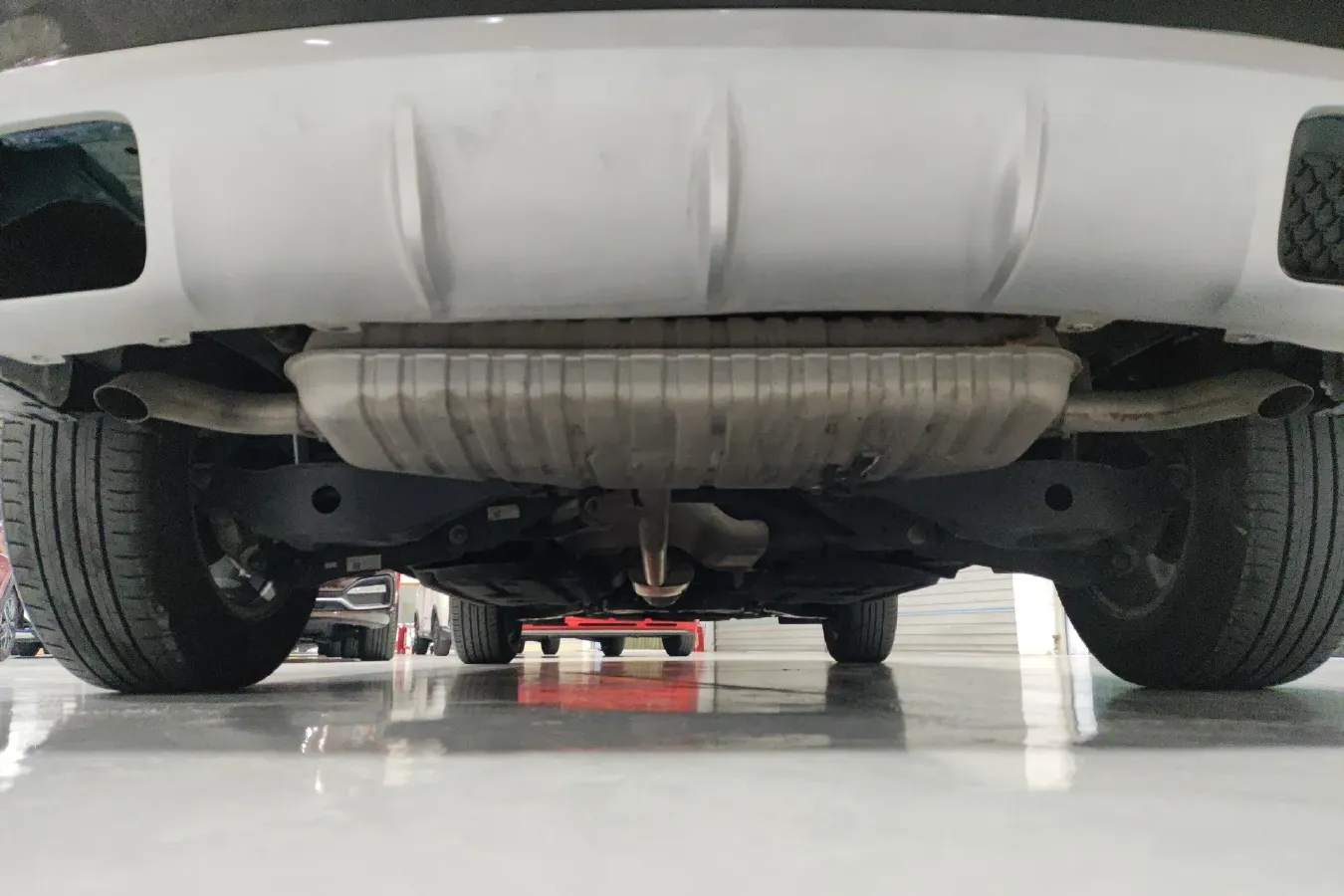 2020 Venucia Star 1.5T 190HP L4 7DCT,autocango,china used car exporter,china ev exporter,chinese used car exporter,chinese used ev exporter