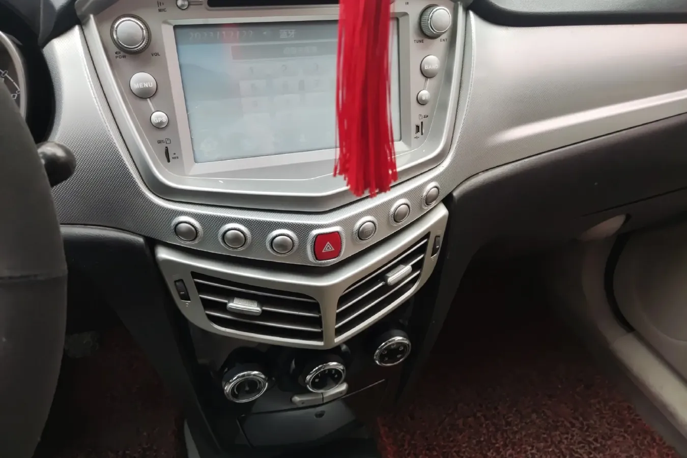 2012 Oley Oley 1.5L 102HP L4 5MT,autocango,china used car exporter,china ev exporter,chinese used car exporter,chinese used ev exporter