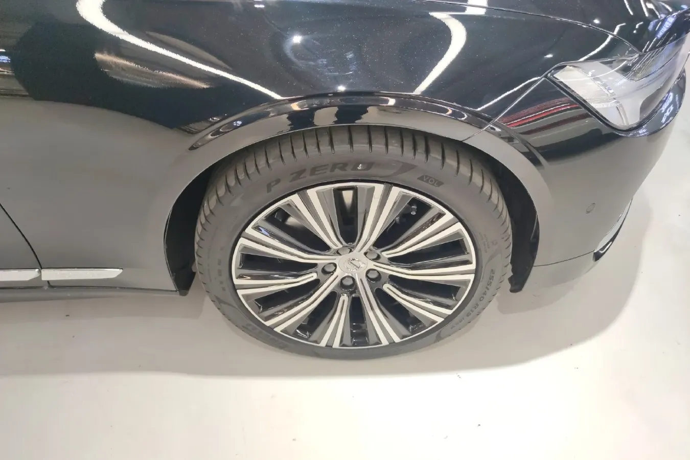 2024 Volvo S90 2.0T 310HP L4 8AT PHEV 18.831KWH,autocango,china used car exporter,china ev exporter,chinese used car exporter,chinese used ev exporter