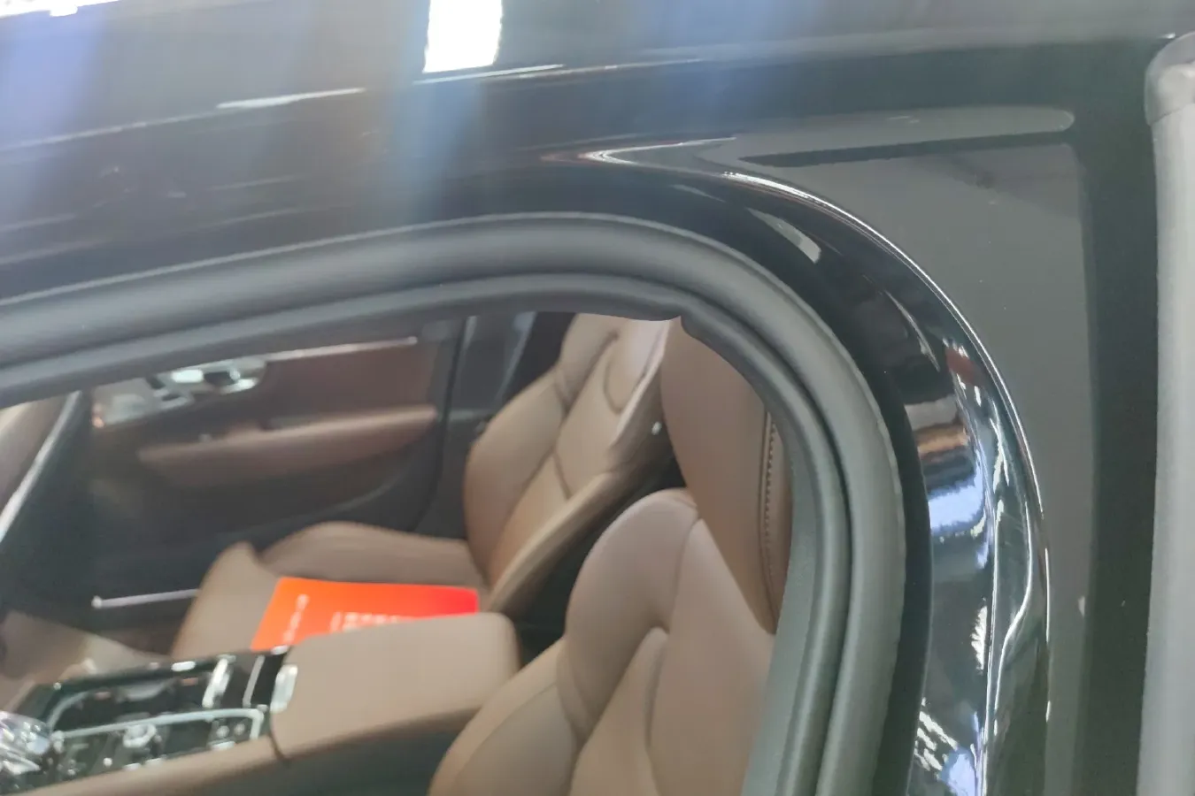 2024 Volvo S90 2.0T 310HP L4 8AT PHEV 18.831KWH,autocango,china used car exporter,china ev exporter,chinese used car exporter,chinese used ev exporter