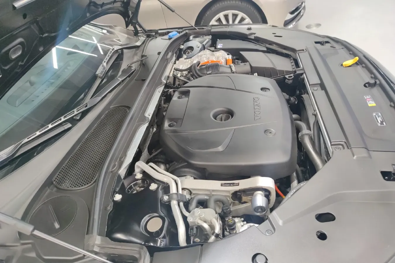 2024 Volvo S90 2.0T 310HP L4 8AT PHEV 18.831KWH,autocango,china used car exporter,china ev exporter,chinese used car exporter,chinese used ev exporter