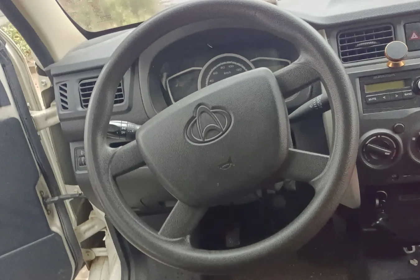 2015 ChangAn Kaicene ZhiXing 3 1.2L 98HP L4 5MT,autocango,china used car exporter,china ev exporter,chinese used car exporter,chinese used ev exporter