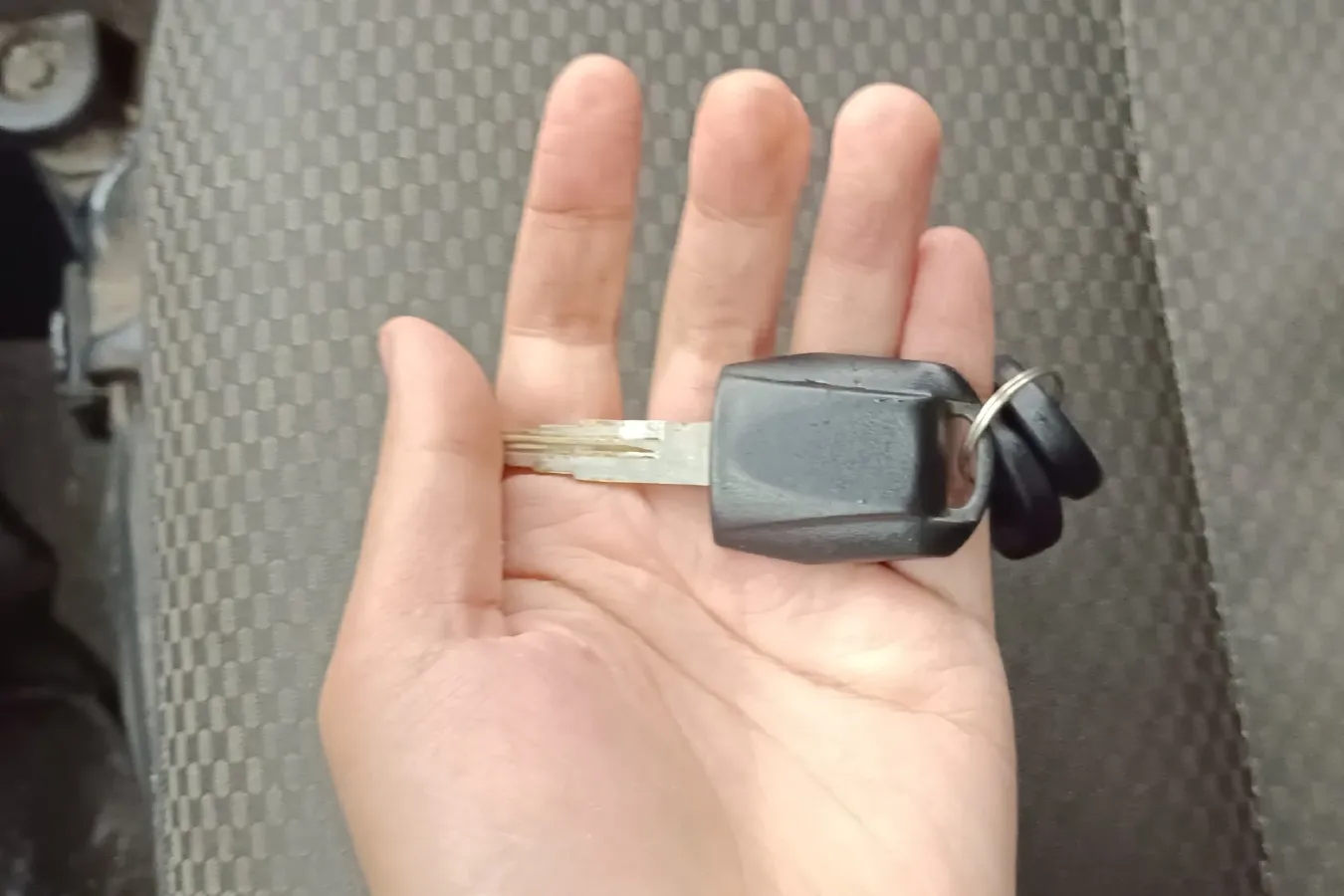 2015 ChangAn Kaicene ZhiXing 3 1.2L 98HP L4 5MT,autocango,china used car exporter,china ev exporter,chinese used car exporter,chinese used ev exporter