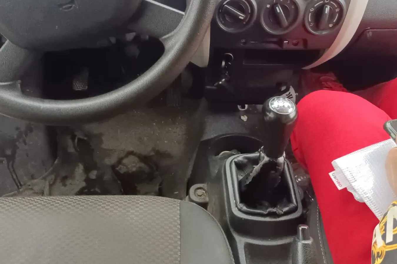 2015 ChangAn Kaicene ZhiXing 3 1.2L 98HP L4 5MT,autocango,china used car exporter,china ev exporter,chinese used car exporter,chinese used ev exporter