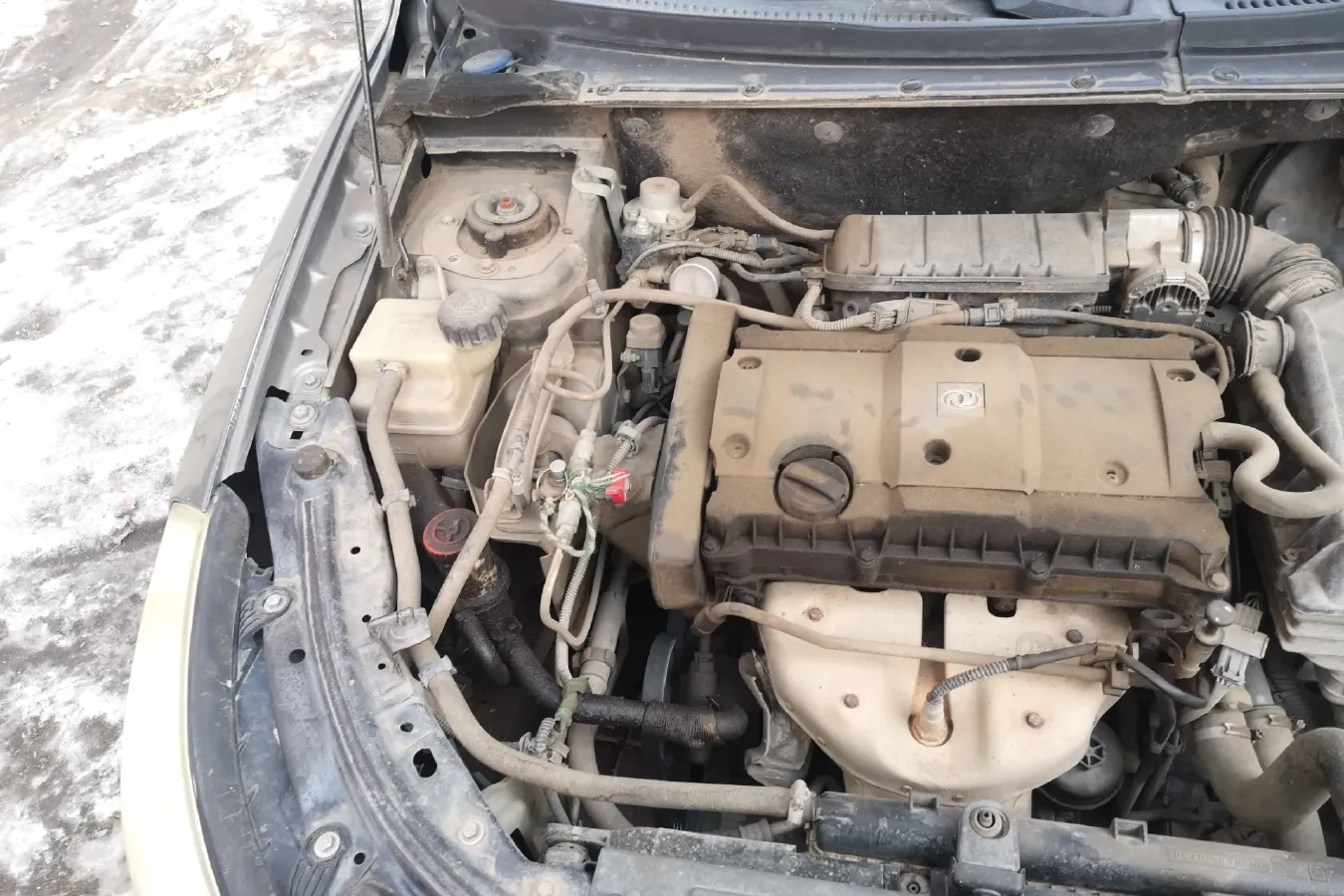 2012 DongFeng Aeolus S30 1.6L 106HP L4 5MT,autocango,china used car exporter,china ev exporter,chinese used car exporter,chinese used ev exporter