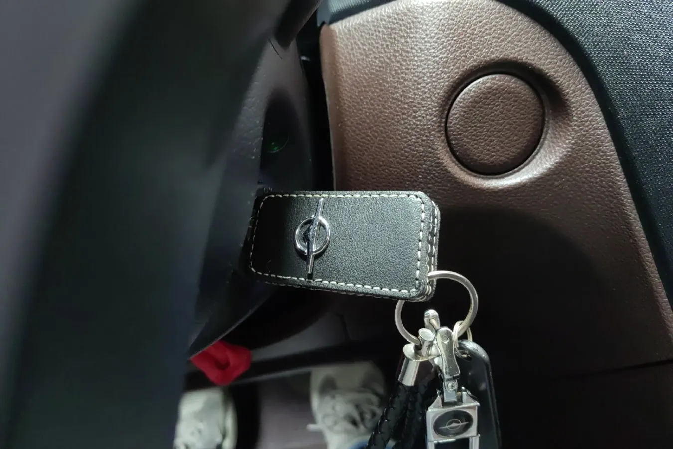 2016 HaiMa V70 1.5T 156HP L4 6AT,autocango,china used car exporter,china ev exporter,chinese used car exporter,chinese used ev exporter