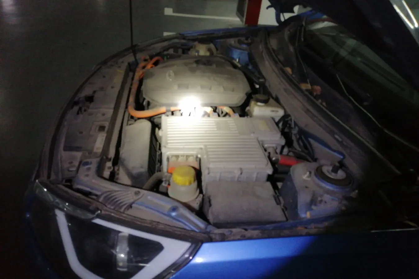 2016 Chery Arrizo 7e 1.6L 126HP L4 CVT PHEV 9.26KWH,autocango,china used car exporter,china ev exporter,chinese used car exporter,chinese used ev exporter