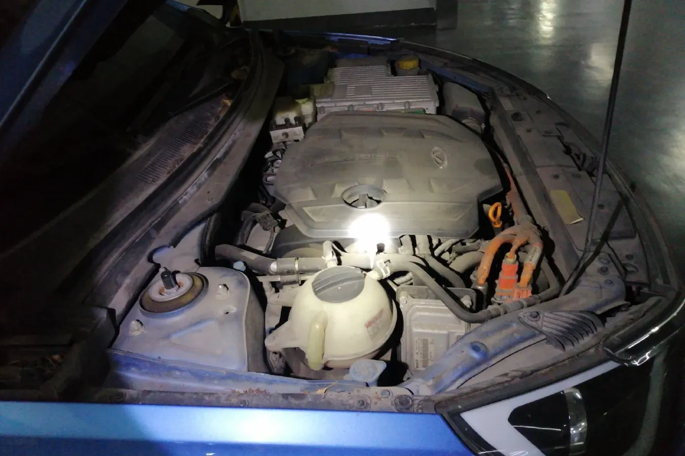 2016 Chery Arrizo 7e 1.6L 126HP L4 CVT PHEV 9.26KWH,autocango,china used car exporter,china ev exporter,chinese used car exporter,chinese used ev exporter