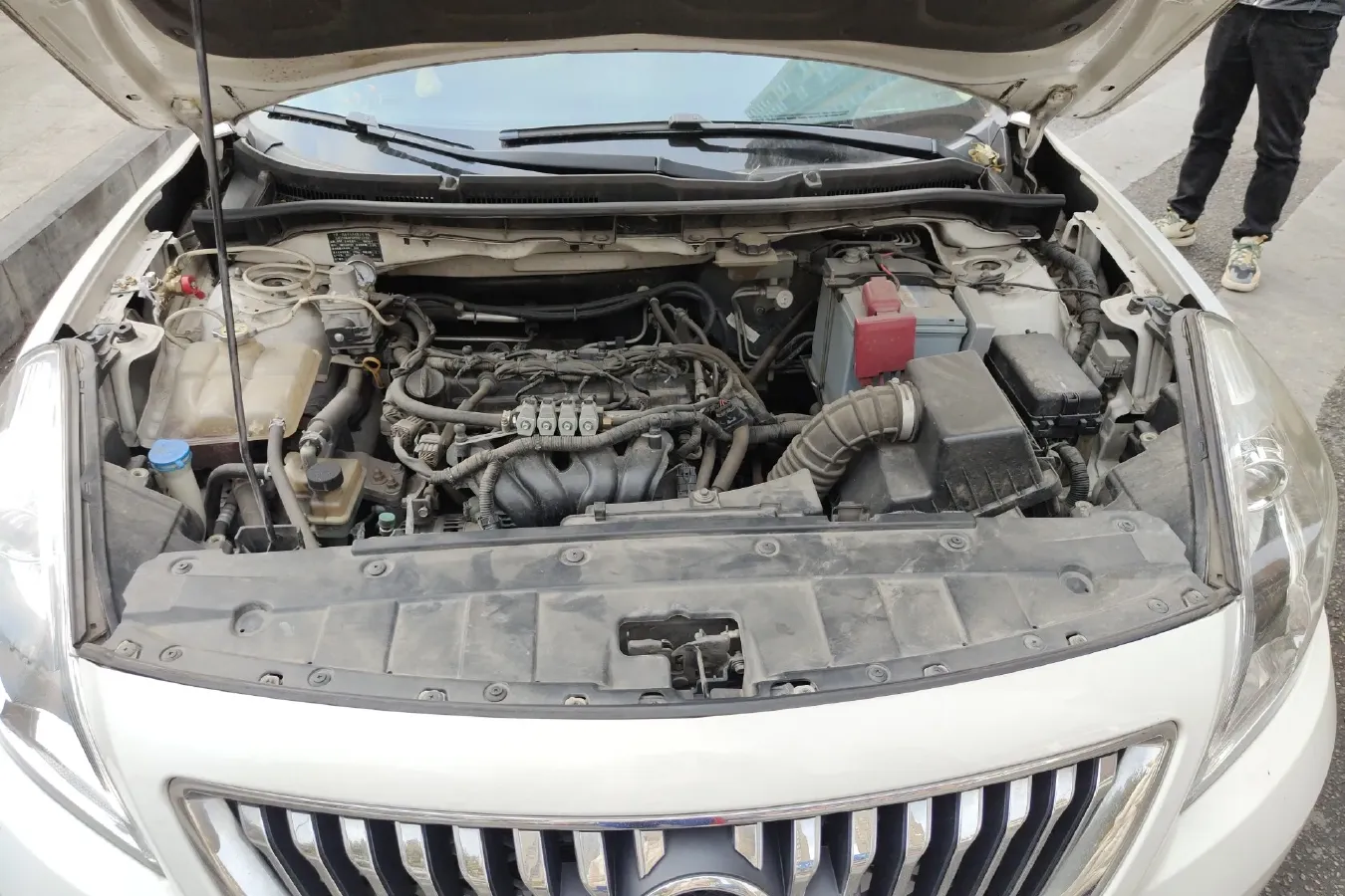 2015 HaiMa Family 1.6L 125HP L4 6MT,autocango,china used car exporter,china ev exporter,chinese used car exporter,chinese used ev exporter