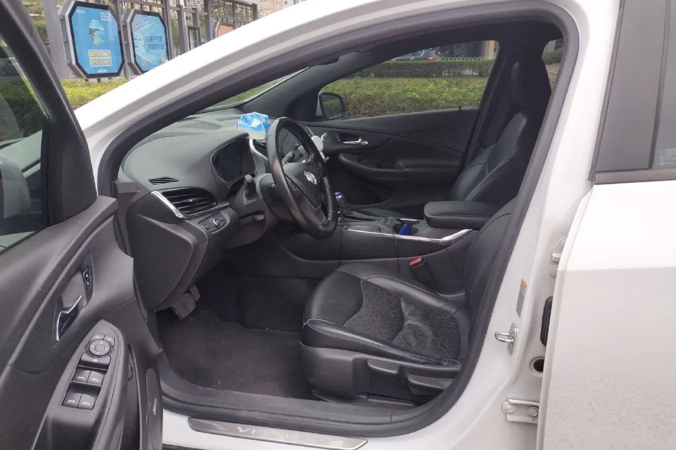 2017 Buick Velite 5 Range Extended 106HP E-CVT REEV 18KWH,autocango,china used car exporter,china ev exporter,chinese used car exporter,chinese used ev exporter
