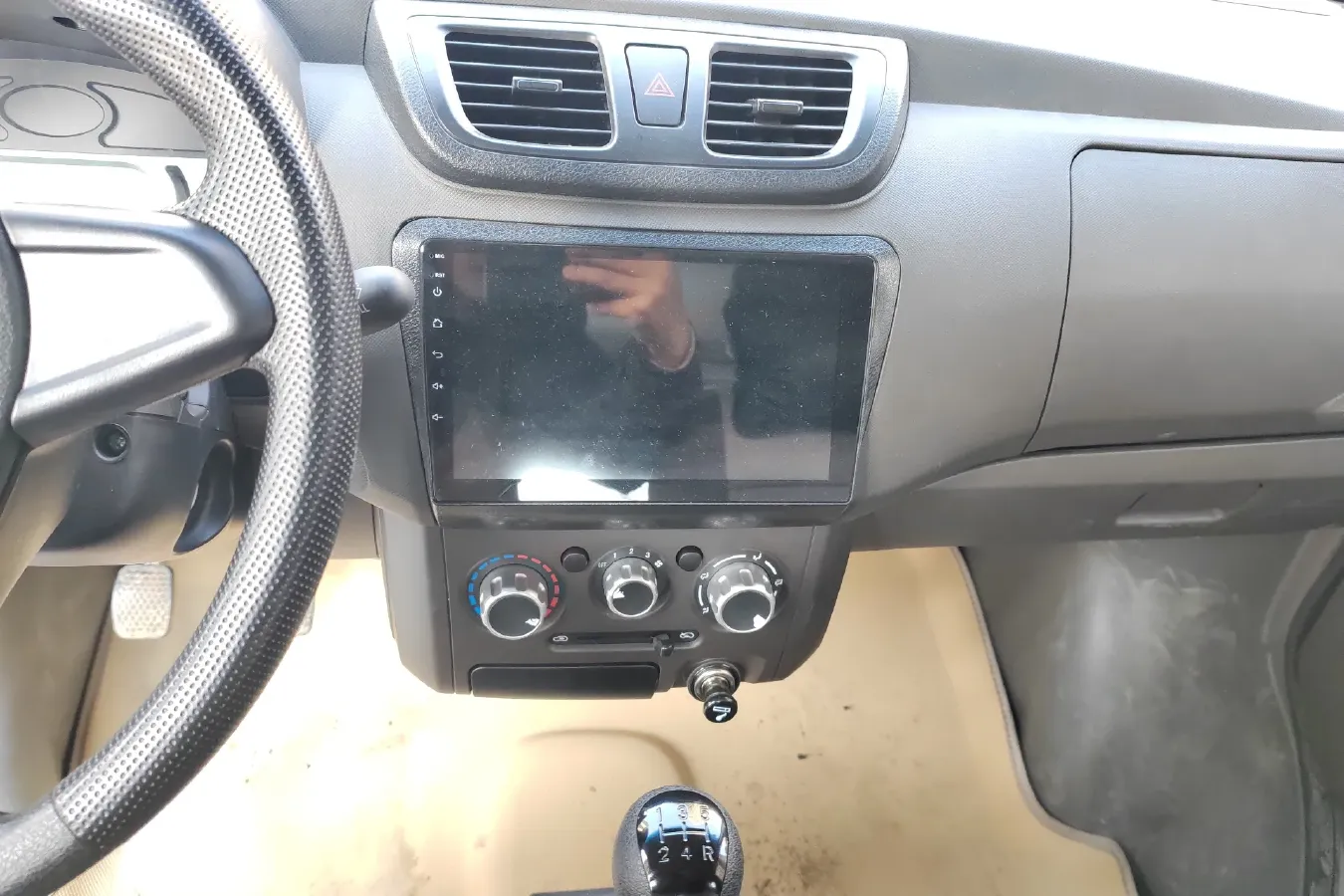 2022 DongFeng DFSK C32 1.6L 122HP L4 5MT,autocango,china used car exporter,china ev exporter,chinese used car exporter,chinese used ev exporter