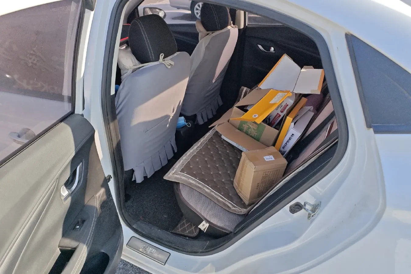 2019 ChangAn Alsvin 1.4L 101HP L4 5MT,autocango,china used car exporter,china ev exporter,chinese used car exporter,chinese used ev exporter