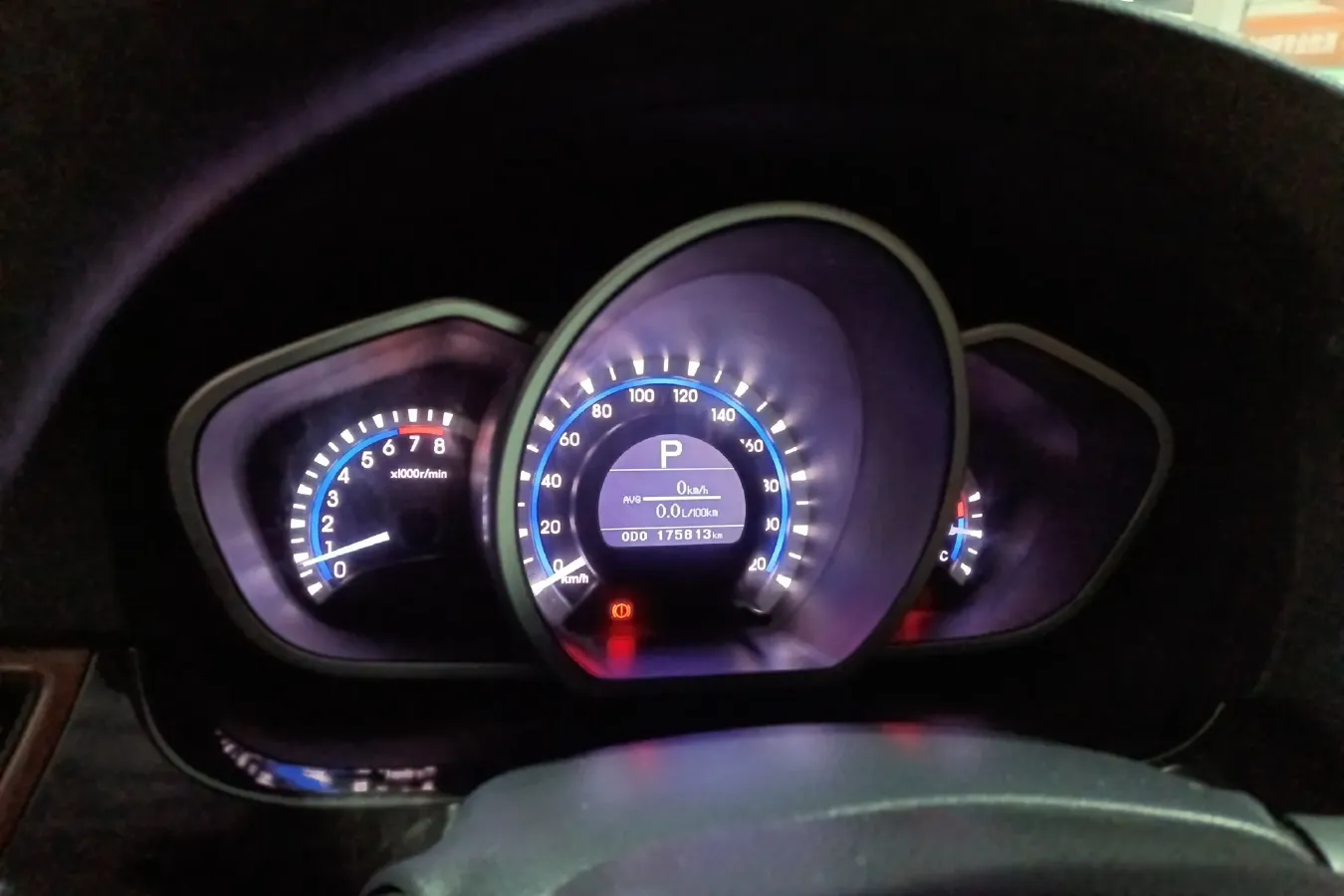 2013 Soueast V6 1.5L 120HP L4 CVT,autocango,china used car exporter,china ev exporter,chinese used car exporter,chinese used ev exporter