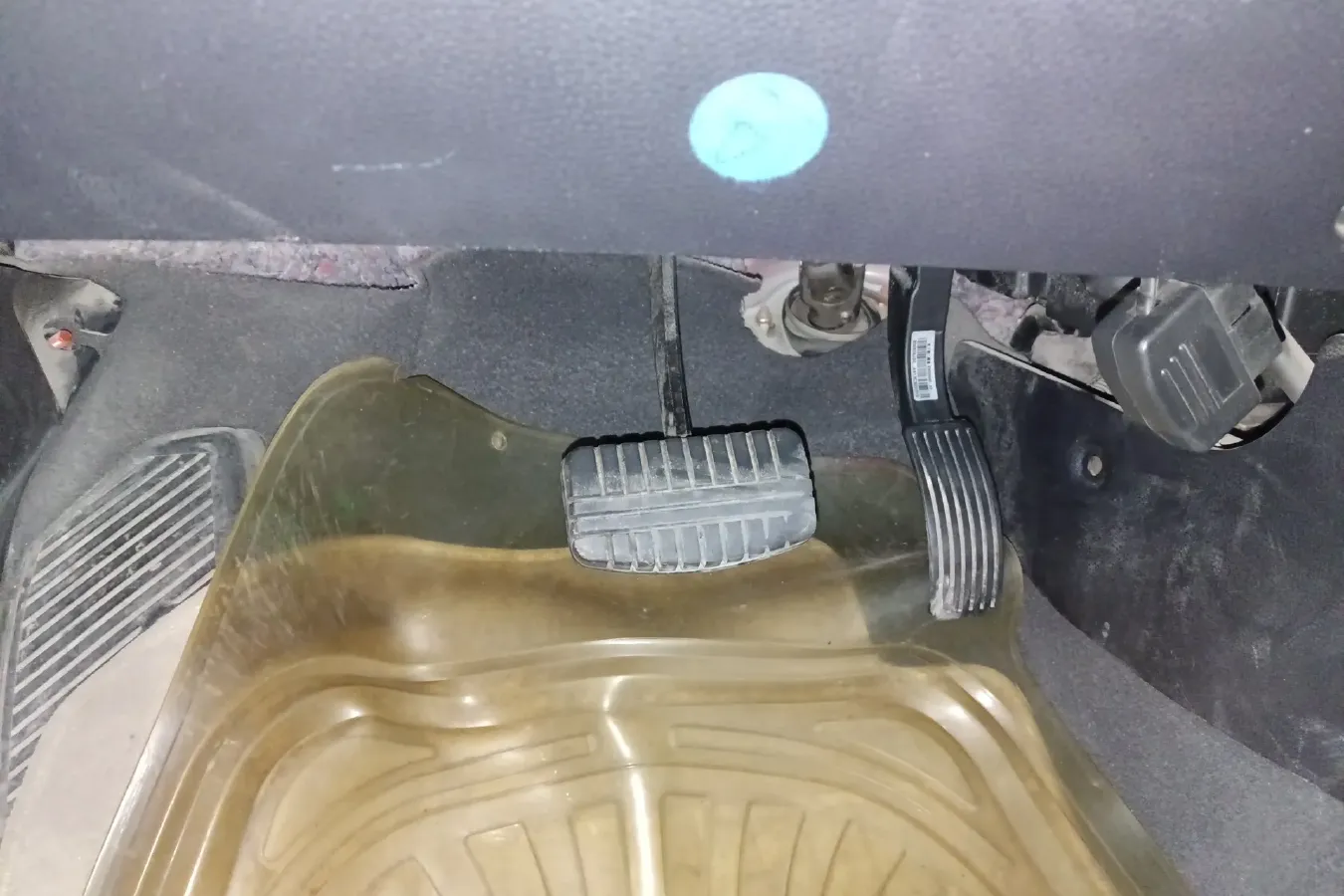 2013 Soueast V6 1.5L 120HP L4 CVT,autocango,china used car exporter,china ev exporter,chinese used car exporter,chinese used ev exporter