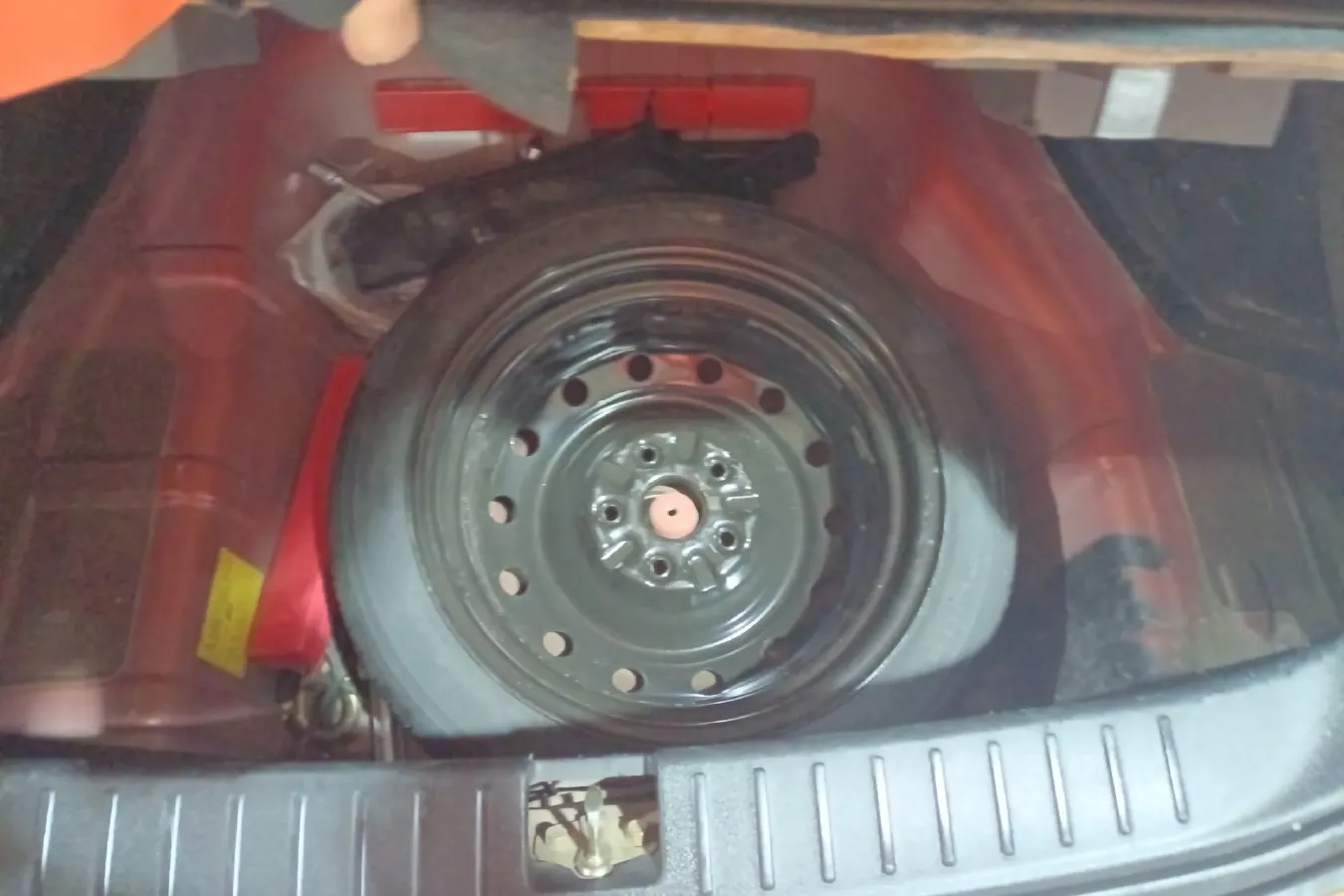 2013 Soueast V6 1.5L 120HP L4 CVT,autocango,china used car exporter,china ev exporter,chinese used car exporter,chinese used ev exporter