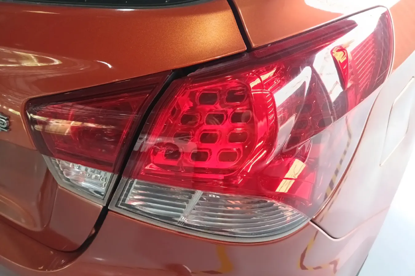 2013 Soueast V6 1.5L 120HP L4 CVT,autocango,china used car exporter,china ev exporter,chinese used car exporter,chinese used ev exporter