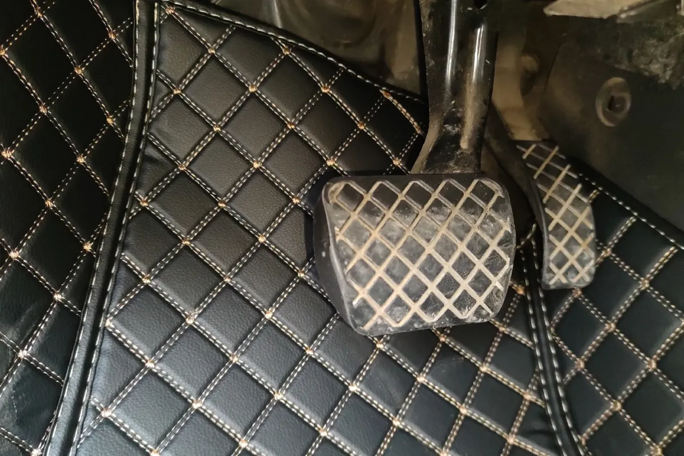 2013 Volkswagen Lavida 1.4T 131HP L4 7DCT,autocango,china used car exporter,china ev exporter,chinese used car exporter,chinese used ev exporter