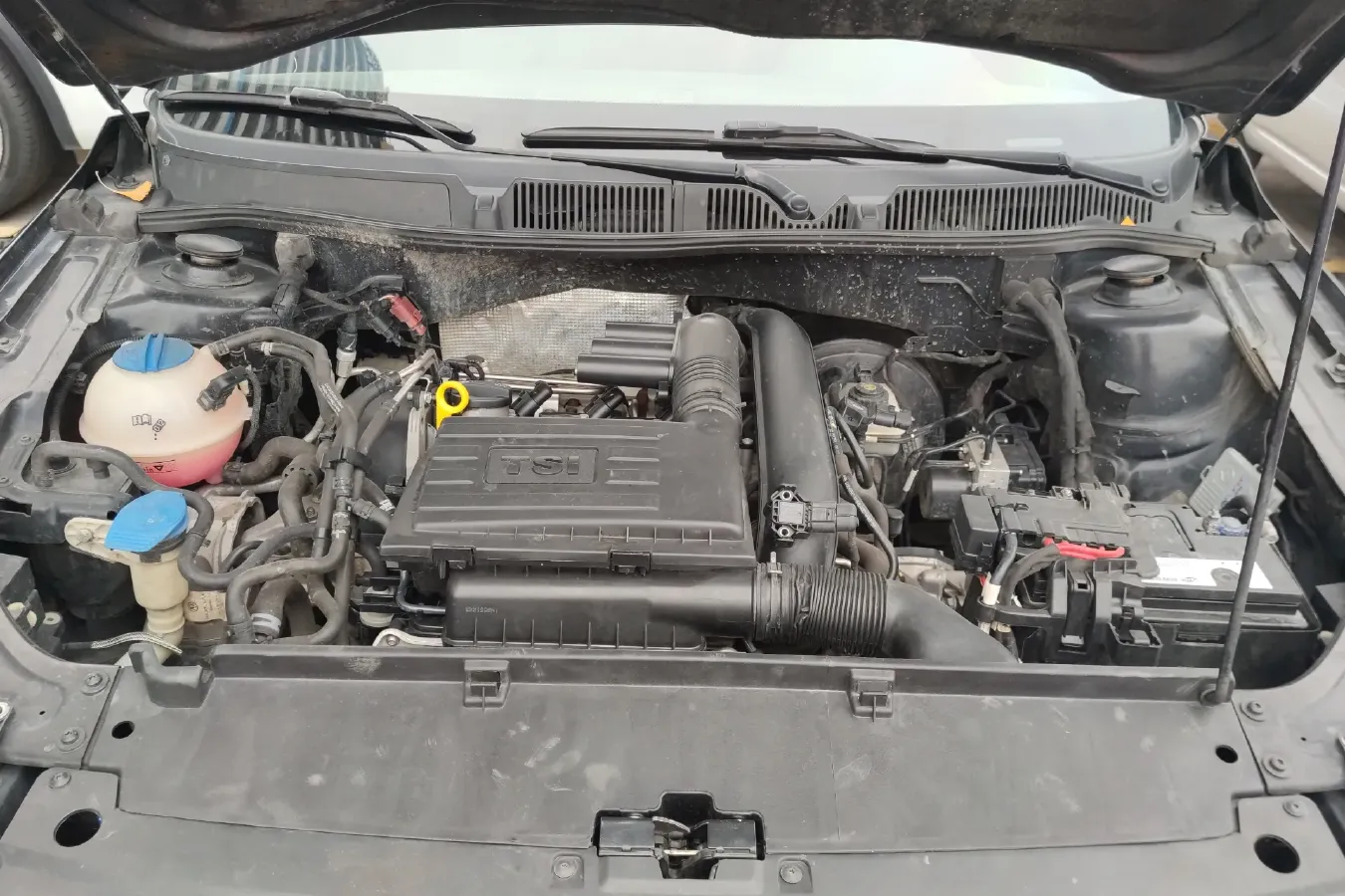 2013 Volkswagen Lavida 1.4T 131HP L4 7DCT,autocango,china used car exporter,china ev exporter,chinese used car exporter,chinese used ev exporter