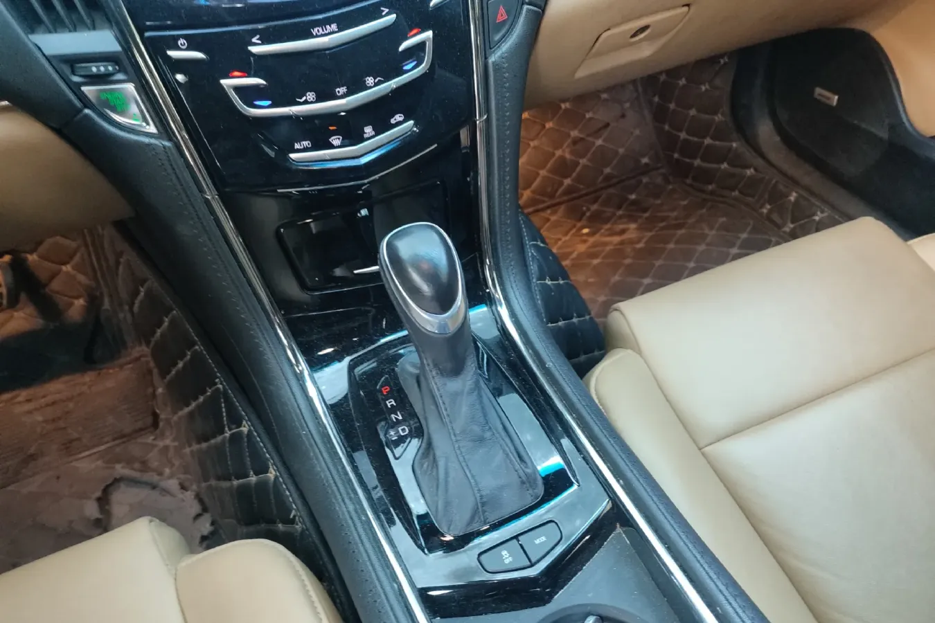 2014 Cadillac ATS 2.0T 276HP L4 6AT,autocango,china used car exporter,china ev exporter,chinese used car exporter,chinese used ev exporter