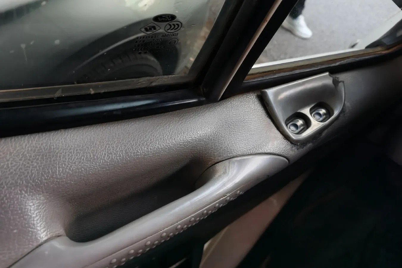 2009 Ford Classic Transit 2.8T 116HP L4 5MT,autocango,china used car exporter,china ev exporter,chinese used car exporter,chinese used ev exporter