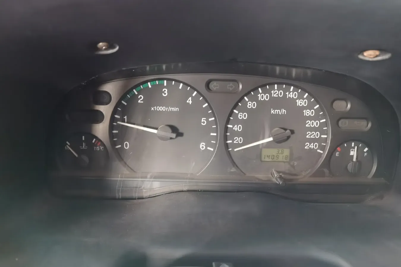 2009 Ford Classic Transit 2.8T 116HP L4 5MT,autocango,china used car exporter,china ev exporter,chinese used car exporter,chinese used ev exporter