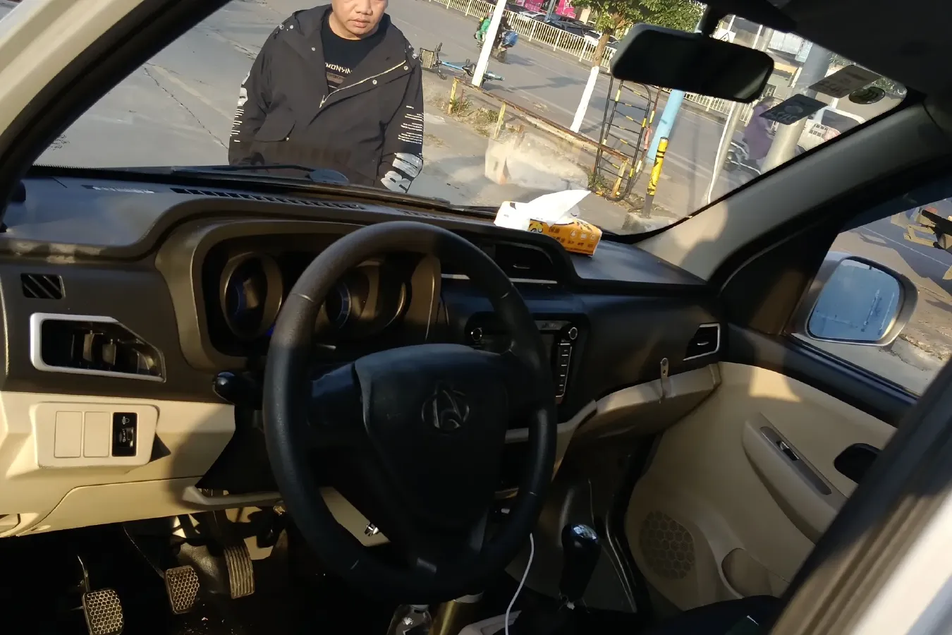 2018 ChangAn KuaYue KuaYueWang X1 1.5L 112HP L4 5MT,autocango,china used car exporter,china ev exporter,chinese used car exporter,chinese used ev exporter