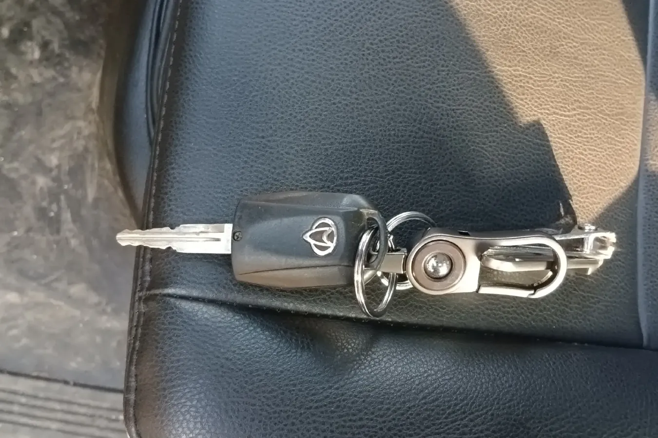 2018 ChangAn KuaYue KuaYueWang X1 1.5L 112HP L4 5MT,autocango,china used car exporter,china ev exporter,chinese used car exporter,chinese used ev exporter