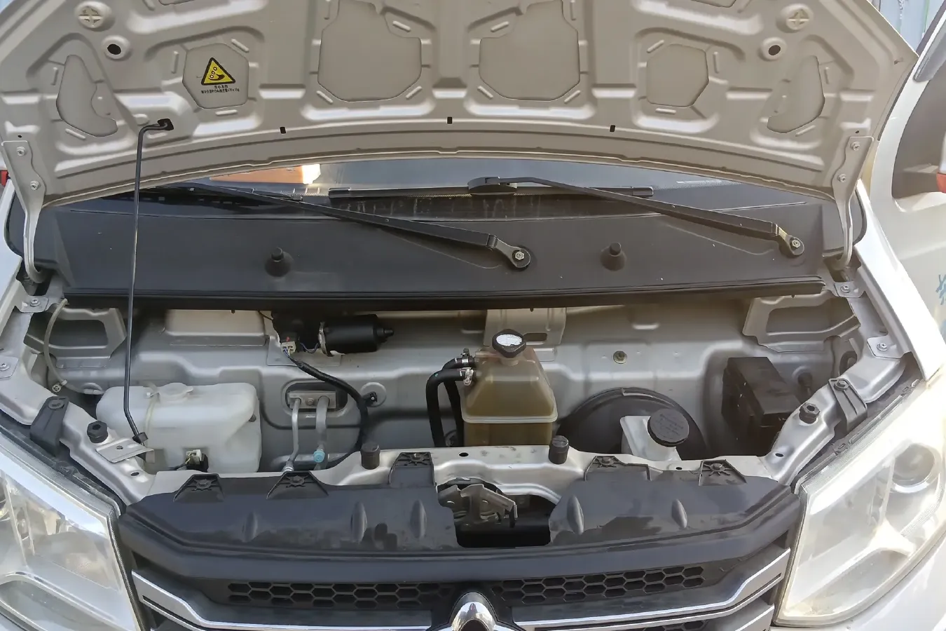 2018 ChangAn KuaYue KuaYueWang X1 1.5L 112HP L4 5MT,autocango,china used car exporter,china ev exporter,chinese used car exporter,chinese used ev exporter