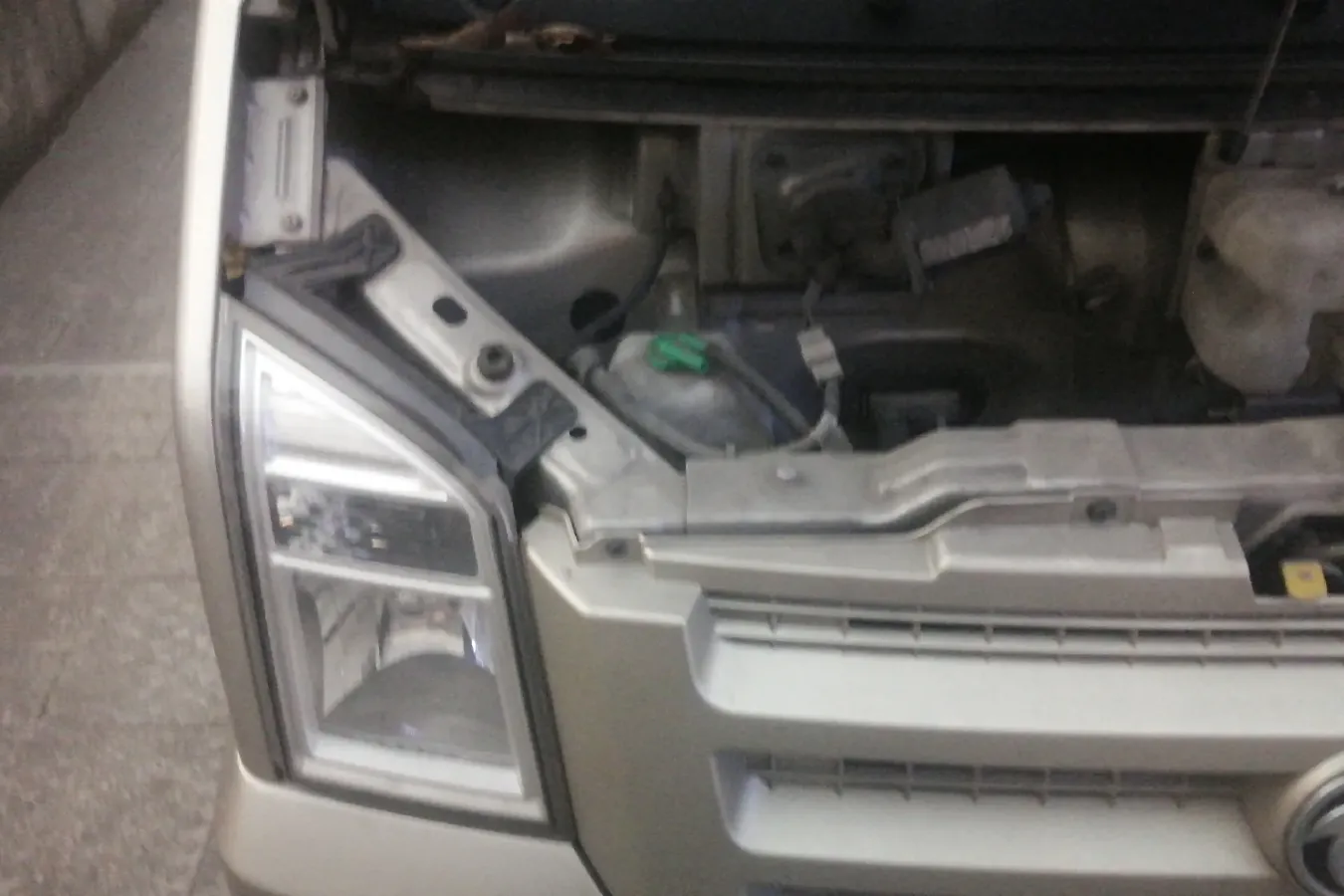 2018 DongFeng DFSK C37 1.5L 112HP L4 5MT,autocango,china used car exporter,china ev exporter,chinese used car exporter,chinese used ev exporter