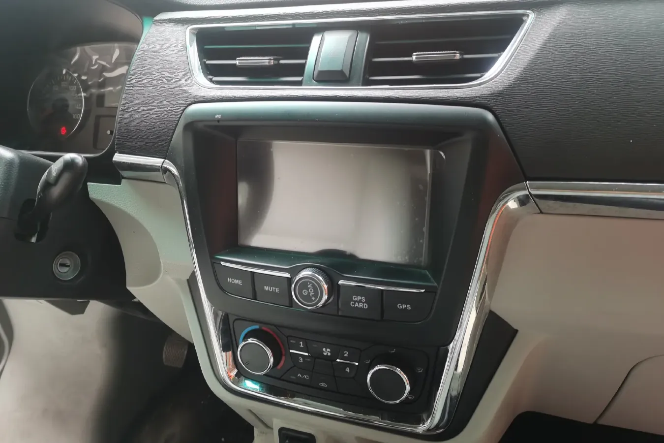 2019 JinBei New Sea Lion X30L 1.5L 102HP L4 5MT,autocango,china used car exporter,china ev exporter,chinese used car exporter,chinese used ev exporter