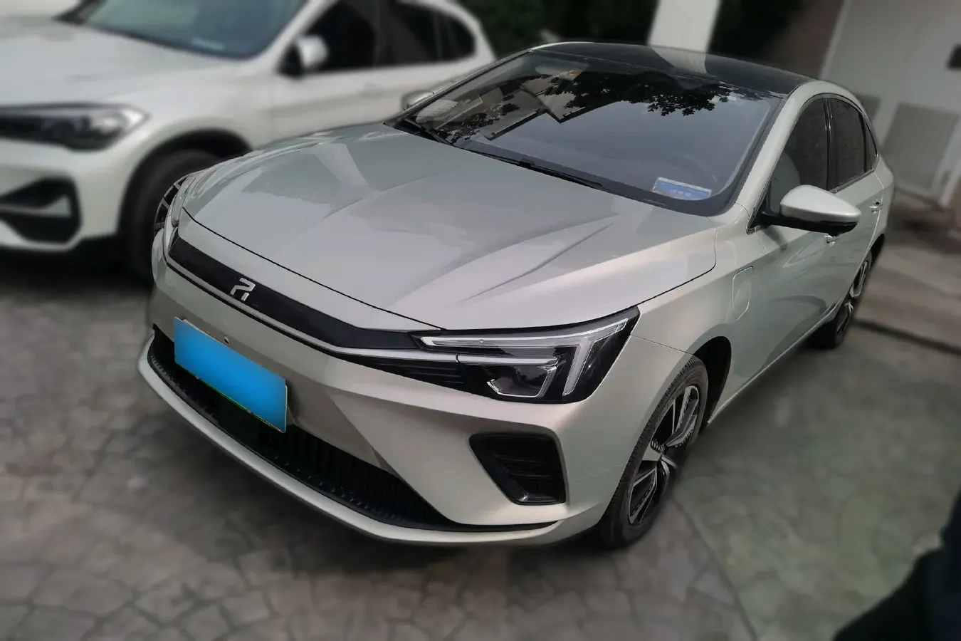 2020 Rising Auto ER6 BEV 69.9KWH,autocango,china used car exporter,china ev exporter,chinese used car exporter,chinese used ev exporter
