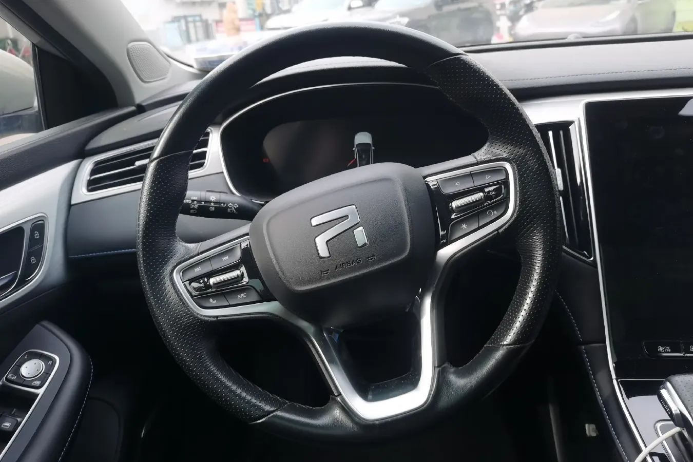 2020 Rising Auto ER6 BEV 69.9KWH,autocango,china used car exporter,china ev exporter,chinese used car exporter,chinese used ev exporter