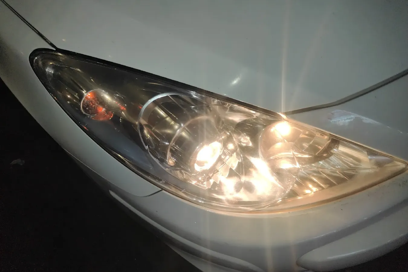 2010 Peugeot 307 1.6L 106HP L4 4AT,autocango,china used car exporter,china ev exporter,chinese used car exporter,chinese used ev exporter