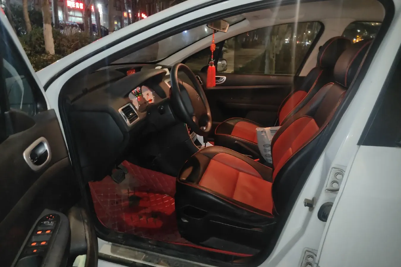 2010 Peugeot 307 1.6L 106HP L4 4AT,autocango,china used car exporter,china ev exporter,chinese used car exporter,chinese used ev exporter