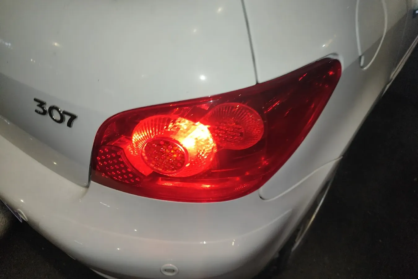 2010 Peugeot 307 1.6L 106HP L4 4AT,autocango,china used car exporter,china ev exporter,chinese used car exporter,chinese used ev exporter