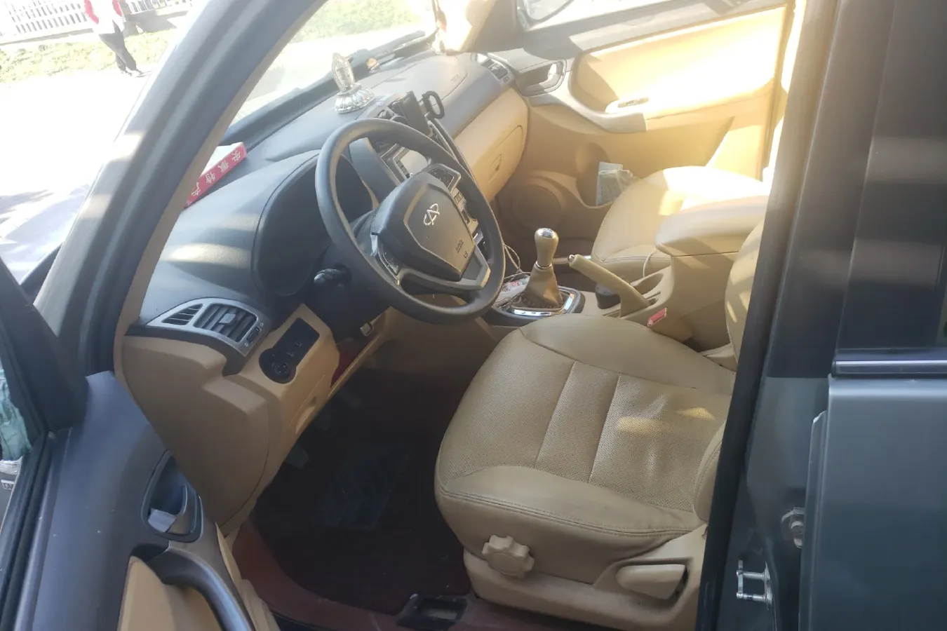 2011 Chery Tiggo 1.6L 126HP L4 5MT,autocango,china used car exporter,china ev exporter,chinese used car exporter,chinese used ev exporter