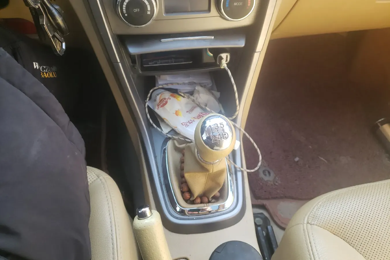 2011 Chery Tiggo 1.6L 126HP L4 5MT,autocango,china used car exporter,china ev exporter,chinese used car exporter,chinese used ev exporter