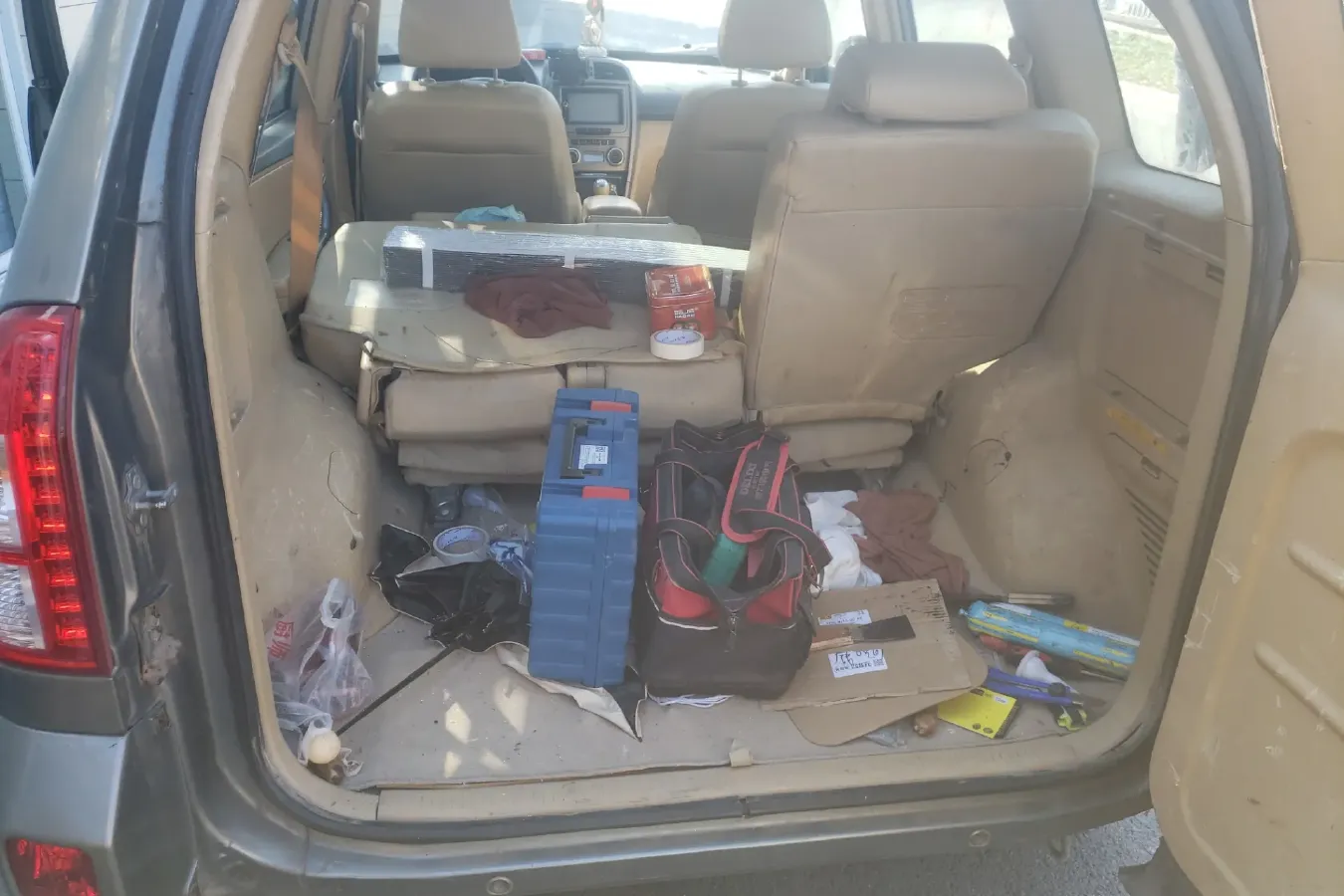 2011 Chery Tiggo 1.6L 126HP L4 5MT,autocango,china used car exporter,china ev exporter,chinese used car exporter,chinese used ev exporter