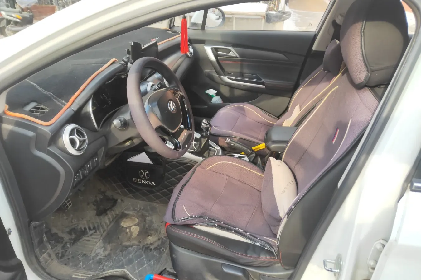 2018 BeiJing Auto Senova D50 1.5L 116HP L4 5MT,autocango,china used car exporter,china ev exporter,chinese used car exporter,chinese used ev exporter