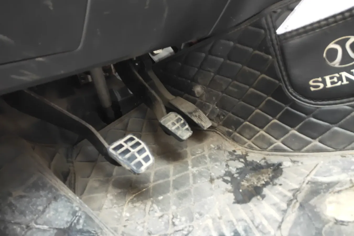 2018 BeiJing Auto Senova D50 1.5L 116HP L4 5MT,autocango,china used car exporter,china ev exporter,chinese used car exporter,chinese used ev exporter