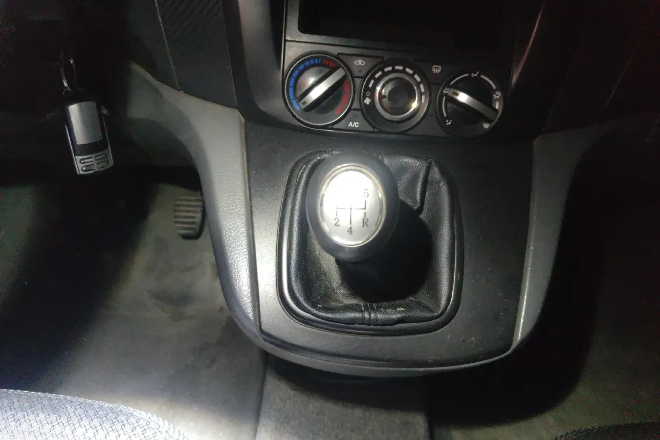 2010 DongFeng Forthing Joyear 1.5L 120HP L4 5MT,autocango,china used car exporter,china ev exporter,chinese used car exporter,chinese used ev exporter