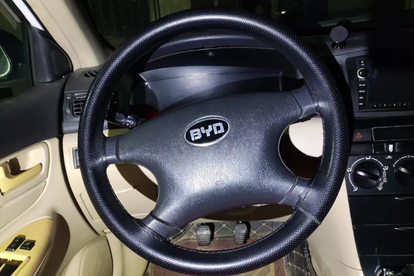 2012 BYD F3 1.5L 109HP L4 5MT,autocango,china used car exporter,china ev exporter,chinese used car exporter,chinese used ev exporter